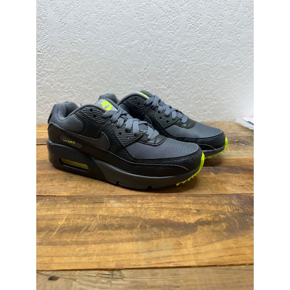 Nike Air Max 90 Anthracite Volt Grey Neon Kids Running Shoes HJ9200-001 Size 4Y - Picture 2 of 8